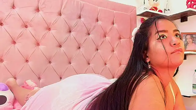 hannnasmith online show from 11, 2, 2026