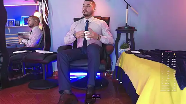 Snapshot of HenryBenso chatting on 10, 2, 2025 HenryBenso online show from 10, 2, 2025