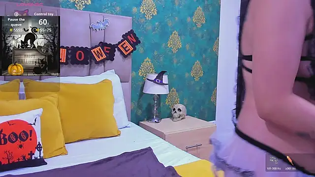 SuzanSmithh online show from 18, 10, 2025