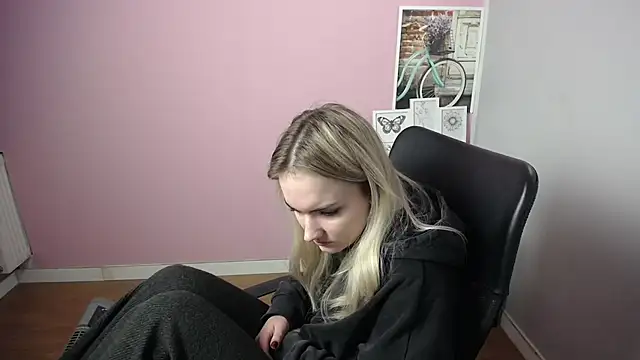 viktoria lovely online show from 27, 12, 2024