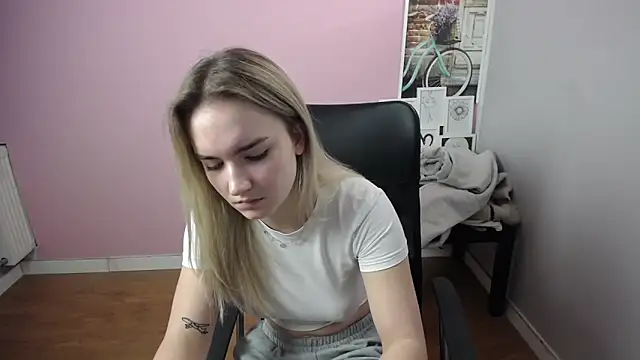 viktoria lovely online show from 18, 1, 2025