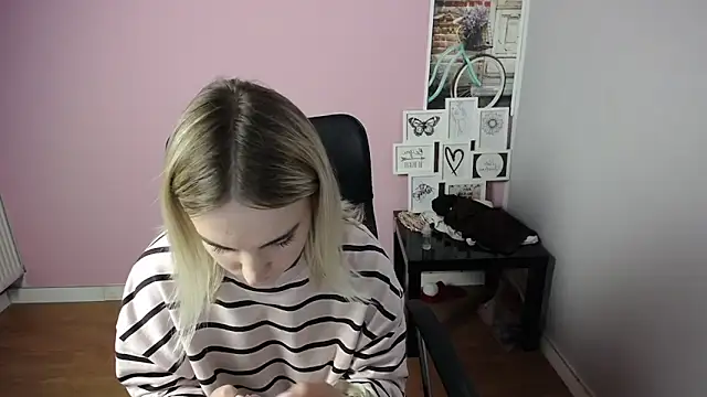 viktoria lovely online show from 12, 9, 2025