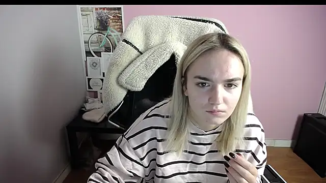 viktoria lovely online show from 4, 12, 2025