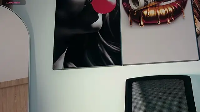 aidaadams online show from 5, 12, 2025