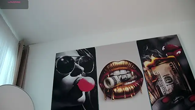 aidaadams online show from 17, 12, 2025