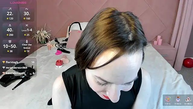 Jaqueline Richardson online show from 24, 2, 2025