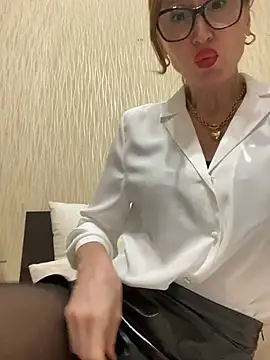 LauraDavis online show from 1, 5, 2026