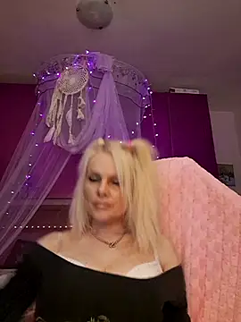 Angeldevilus online show from 28, 10, 2025