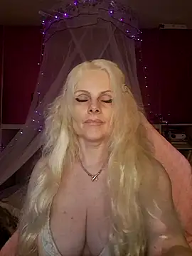 Angeldevilus online show from 26, 6, 2026