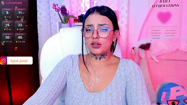 Hinataw33d01 online show from 12, 2, 2025