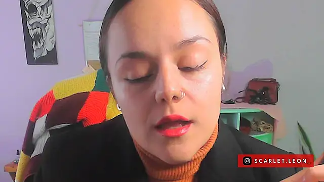 Scarletleon77 online show from 24, 1, 2025