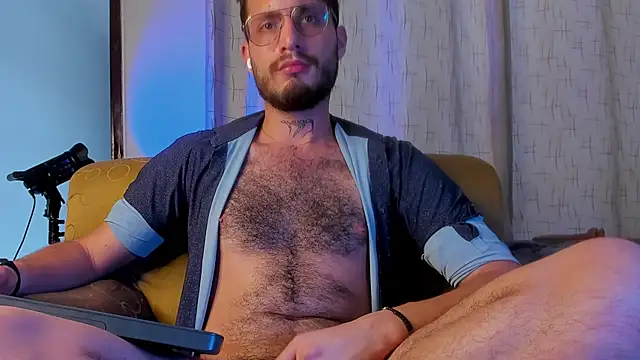 Snapshot of axel_giracr chatting on 9, 3, 2025 axel giracr online show from 9, 3, 2025