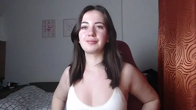 SweetieKendl online show from 31, 1, 2025