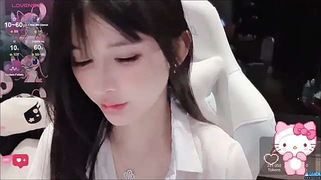 Snapshot of fog- chatting on 8, 10, 2025 fog- online show from 8, 10, 2025