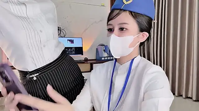 Mono-Stewardesss online show from 1, 11, 2025