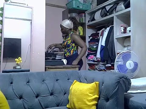 Snapshot of slender-qwene chatting on 28, 7, 2026 slender-qwene online show from 28, 7, 2026