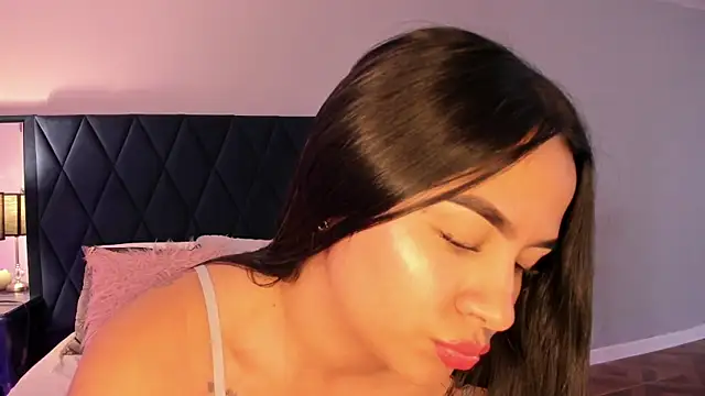 KattyPortman online show from 24, 1, 2025