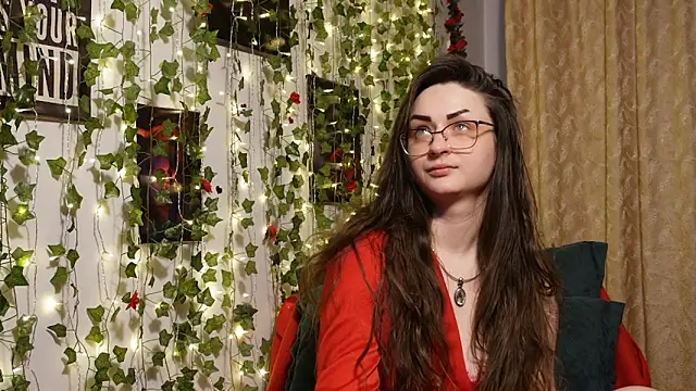 NaughtYHomemadE online show from 8, 1, 2026