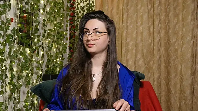 NaughtYHomemadE online show from 3, 5, 2026