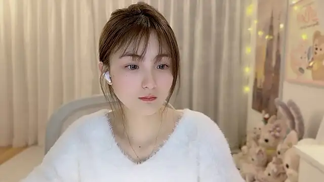 SHUIshui  online show from 4, 1, 2025