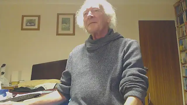 Snapshot of WaverlyKernow chatting on 14, 1, 2025 WaverlyKernow online show from 14, 1, 2025