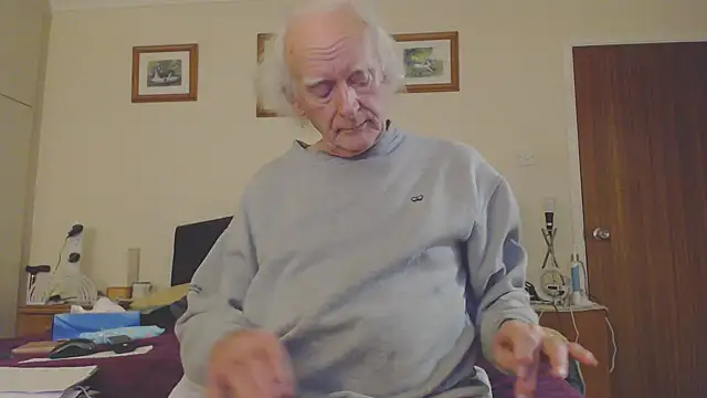 Snapshot of WaverlyKernow chatting on 19, 1, 2025 WaverlyKernow online show from 19, 1, 2025