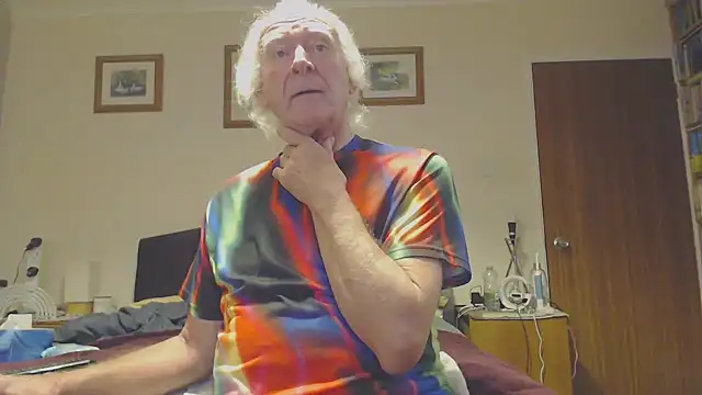 Snapshot of WaverlyKernow chatting on 22, 1, 2025 WaverlyKernow online show from 22, 1, 2025