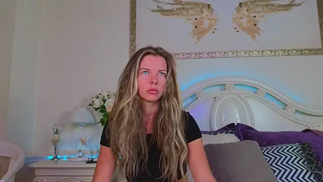 Real Tini online show from 15, 9, 2025