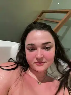 Snapshot of chunliklk chatting on 9, 1, 2025 chunliklk online show from 9, 1, 2025