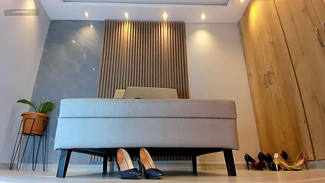 Katherinlevinee1 online show from 18, 3, 2025