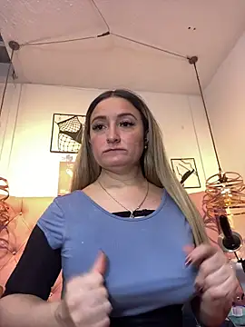 Snapshot of antonella87 chatting on 30, 5, 2026 antonella87 online show from 30, 5, 2026