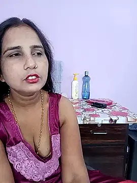 reemacouple007 online show from 2, 4, 2026
