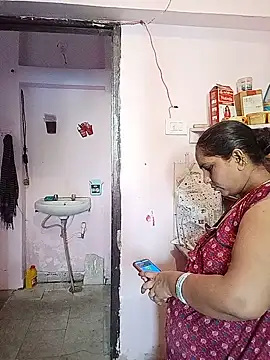 reemacouple007 online show from 13, 7, 2026