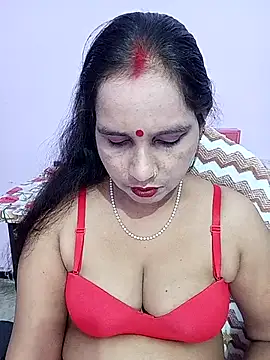 reemacouple007 online show from 28, 7, 2026