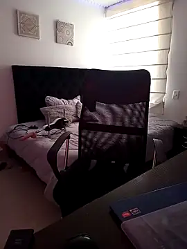 Snapshot of tata_laima__ chatting on 3, 2, 2025 tata laima   online show from 3, 2, 2025