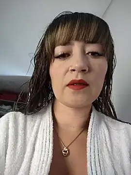 Snapshot of tata_laima__ chatting on 20, 10, 2025 tata laima   online show from 20, 10, 2025