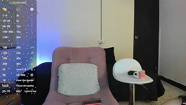 liily moore online show from 24, 2, 2025