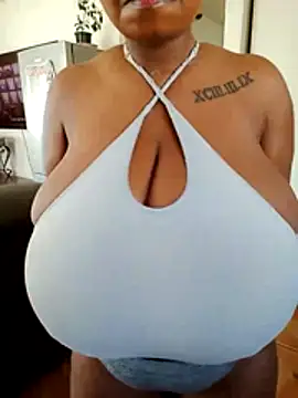 BOOBYXX99 online show from 30, 7, 2026