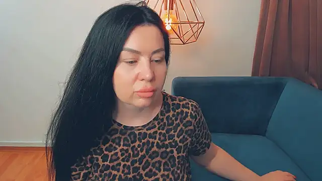 LayaFlow online show from 28, 5, 2026