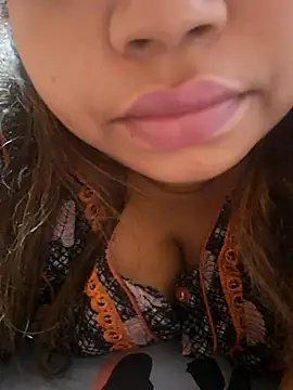 Ravina patil1 online show from 7, 10, 2025