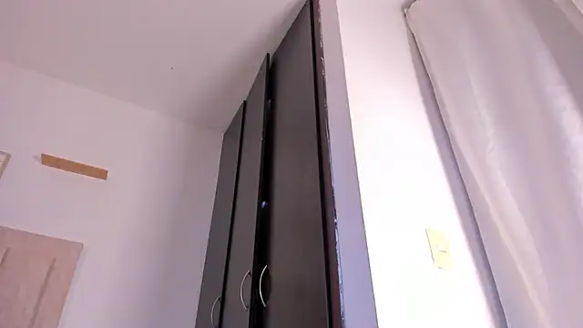 Snapshot of Avaline_Blancx chatting on 12, 2, 2025 Avaline Blancx online show from 12, 2, 2025