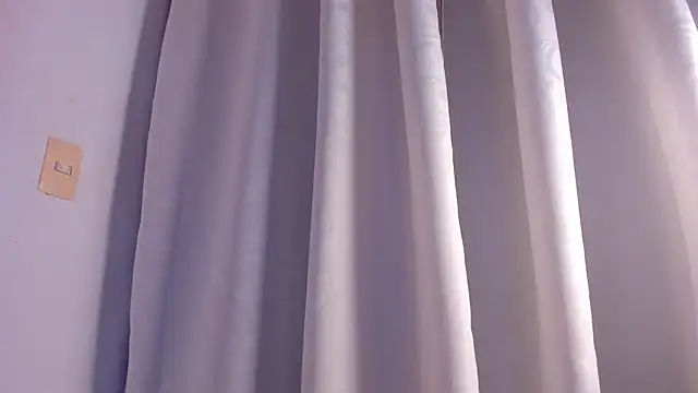 Snapshot of Avaline_Blancx chatting on 2, 3, 2025 Avaline Blancx online show from 2, 3, 2025