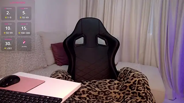 EmillyGreen1 online show from 20, 3, 2026