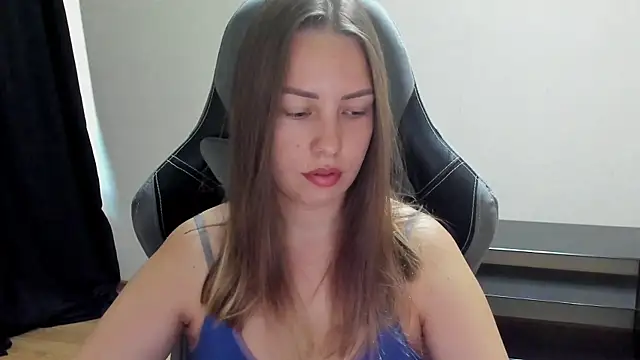Snapshot of Mia_shy1 chatting on 8, 7, 2026 Mia shy1 online show from 8, 7, 2026