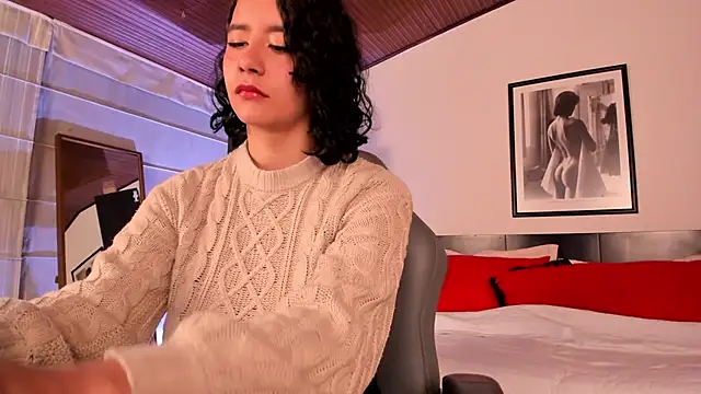 Snapshot of Moony_14 chatting on 17, 10, 2025 Moony 14 online show from 17, 10, 2025