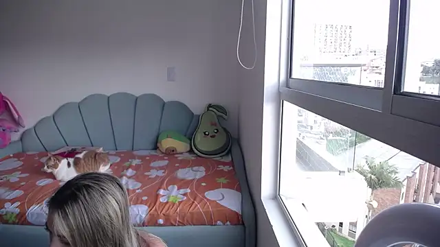  arianalzate  online show from 17, 1, 2025