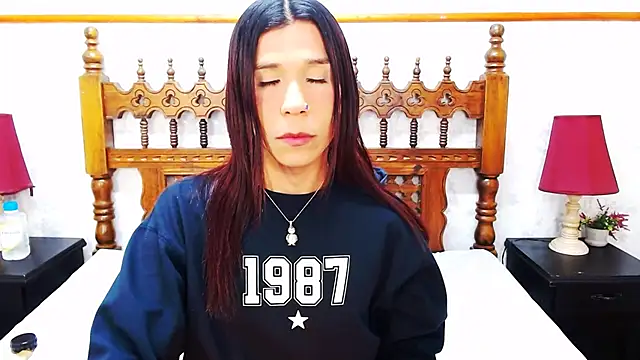 SaraSofia44 online show from 12, 1, 2025