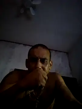 Snapshot of Alebir1329 chatting on 30, 5, 2026 Alebir1329 online show from 30, 5, 2026