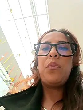 Snapshot of Lena-32 chatting on 14, 3, 2025 Lena-32 online show from 14, 3, 2025