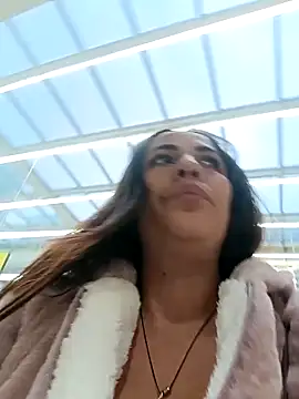 Snapshot of Lena-32 chatting on 24, 2, 2026 Lena-32 online show from 24, 2, 2026